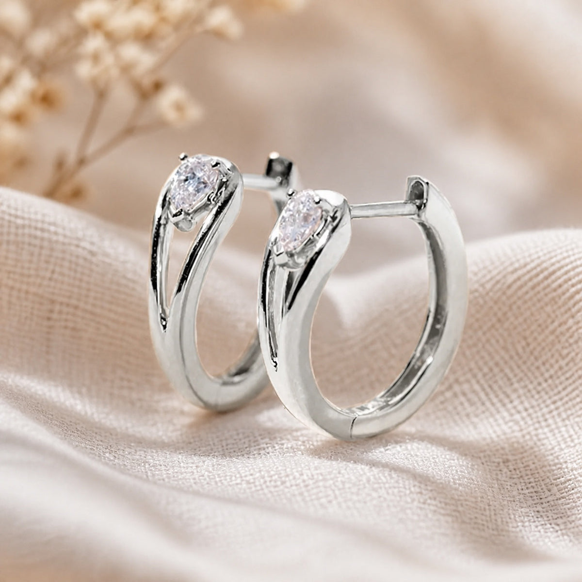 Pendientes de aro llamativos y brillantes – imagen 2