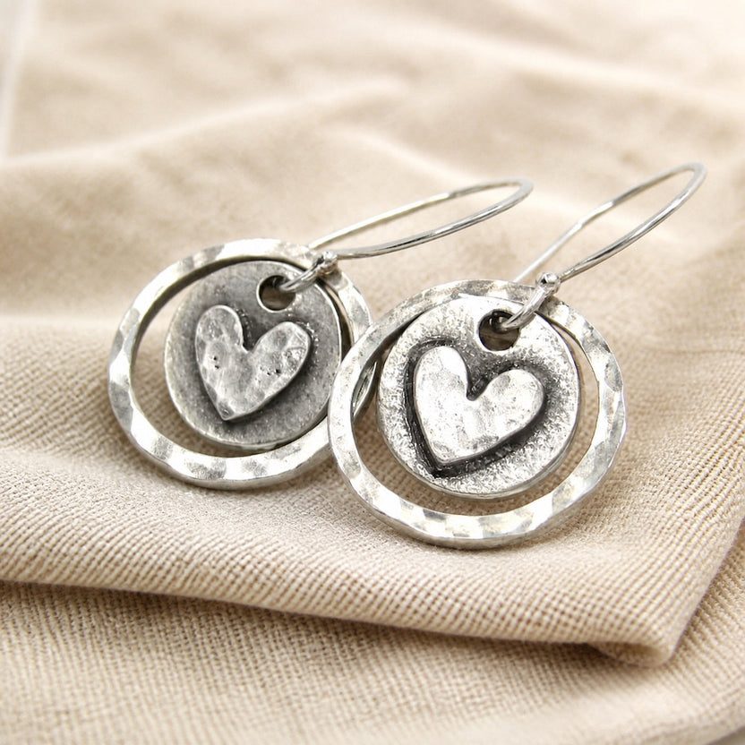 Pendientes bohemios de corazón retro