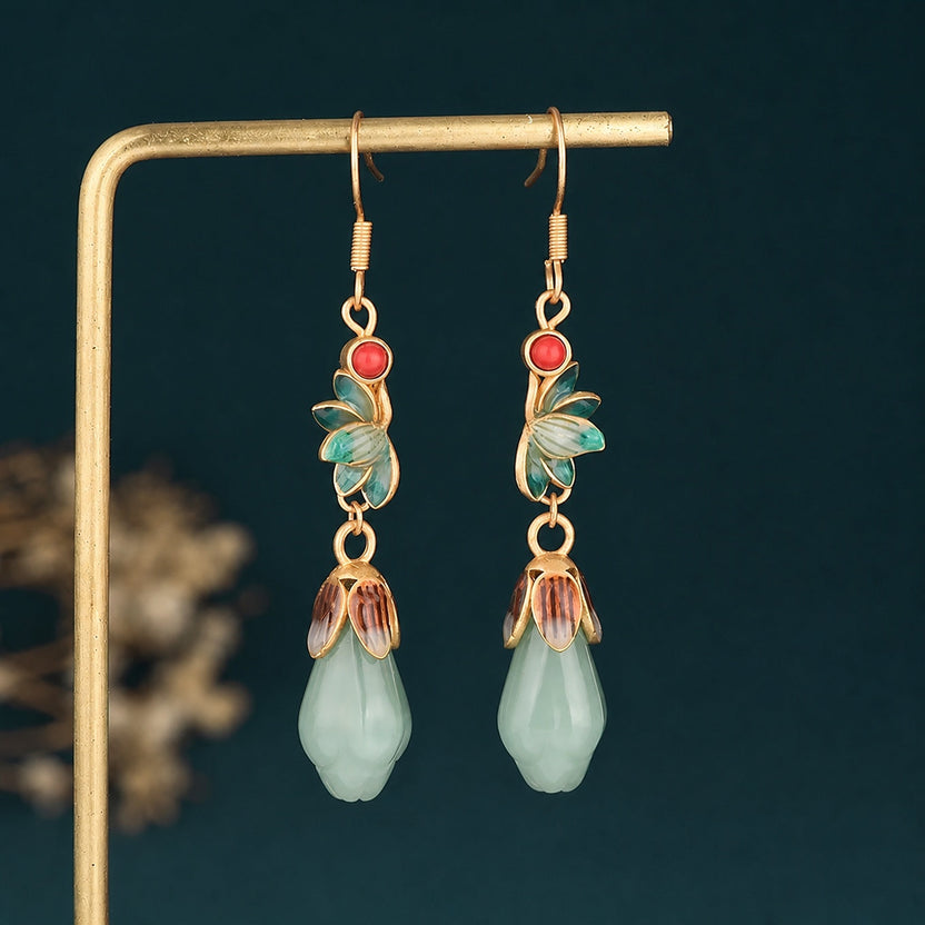 Pendientes florales de jade celestial