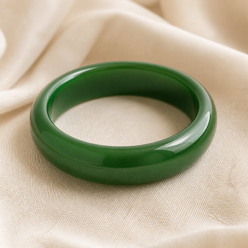 Brazalete de jade pulido