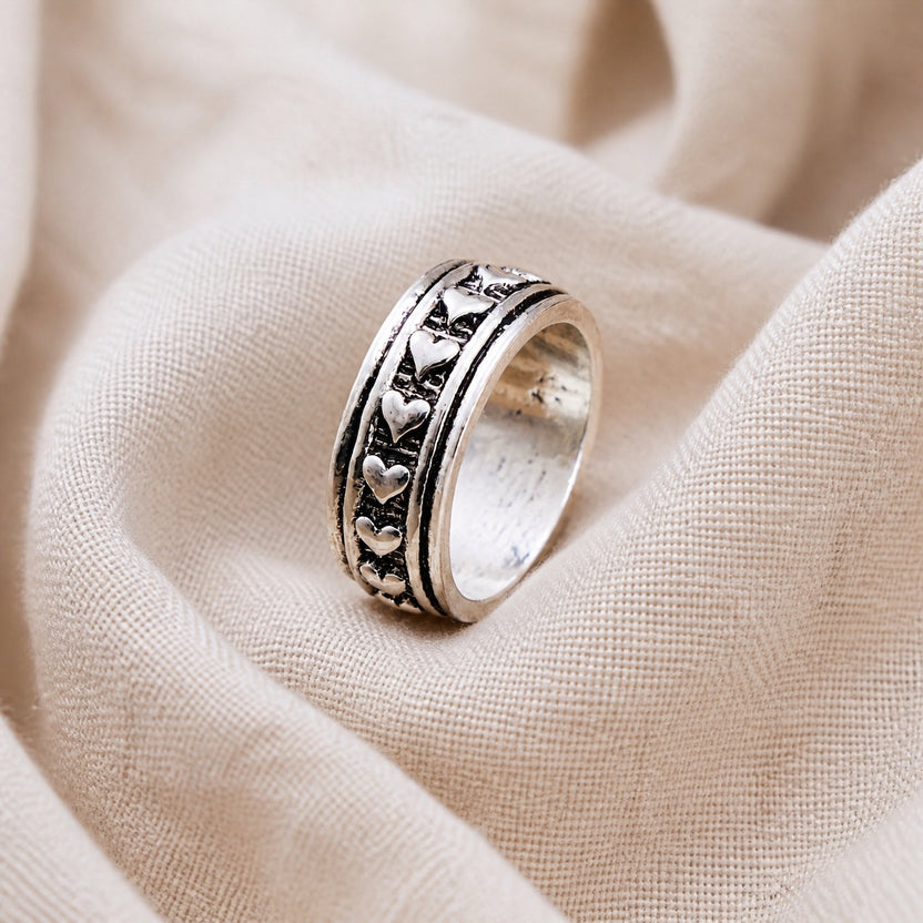 Anillo bohemio vintage con forma de corazón
