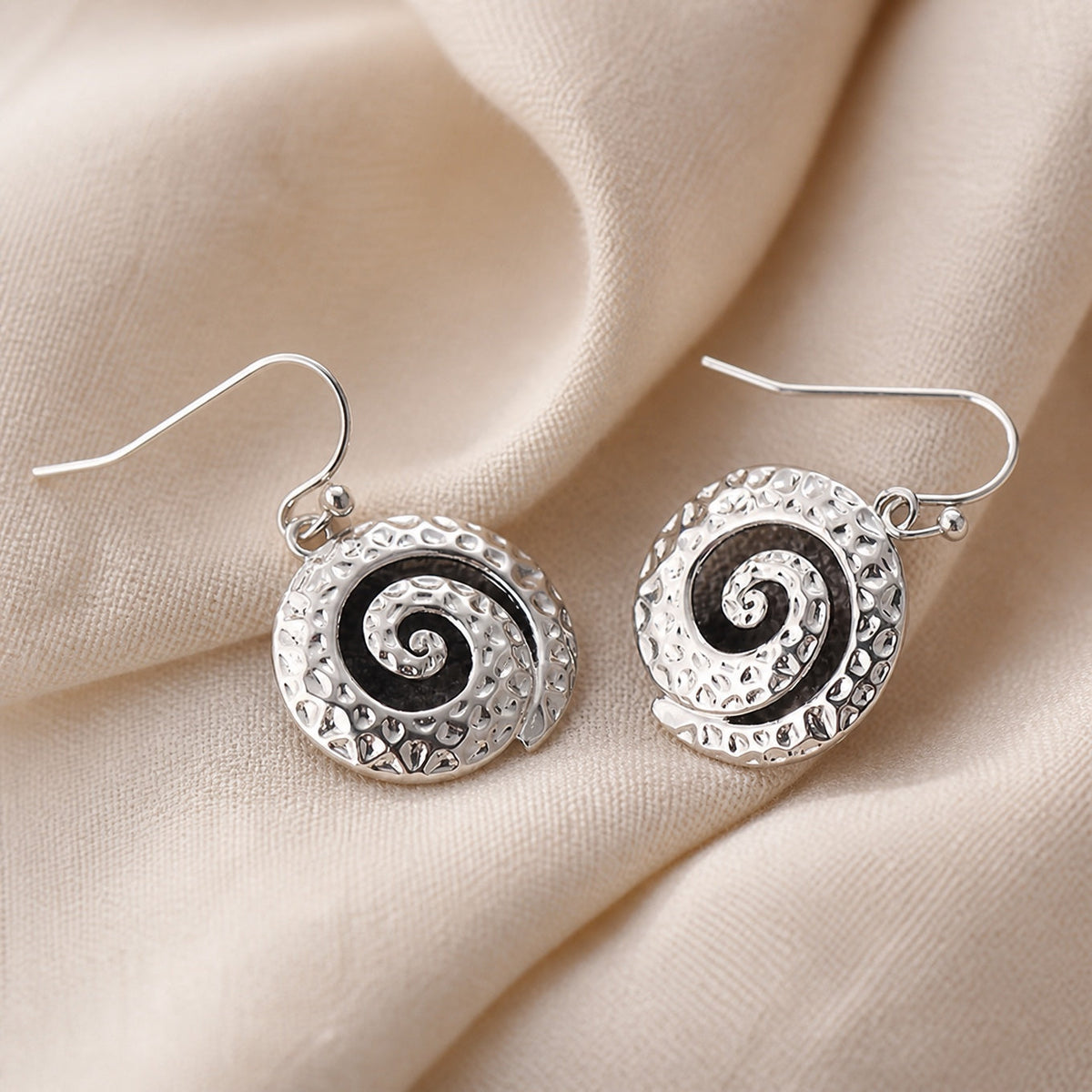 Pendientes espirales vintage hechos a mano
