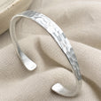 Pulsera bohemia martillada de plata