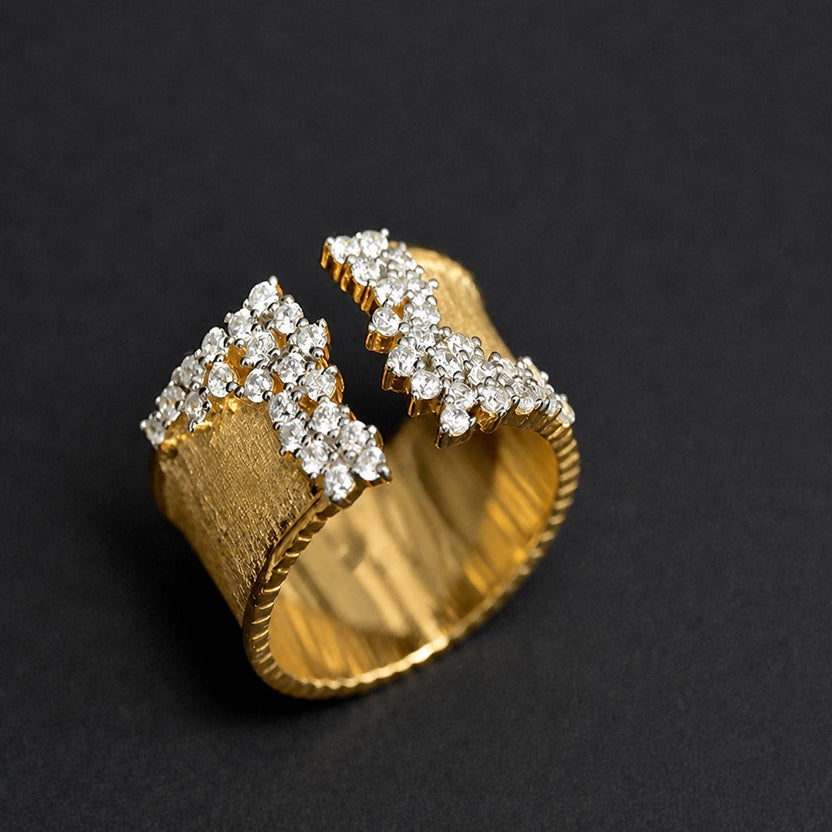 Anillo elegante de circonia para fiesta