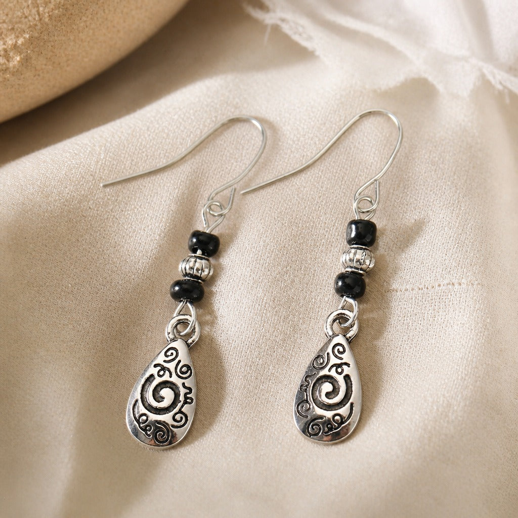Pendientes vintage en forma de lágrima Emperatriz — Carmen, Lucía & Rocío
