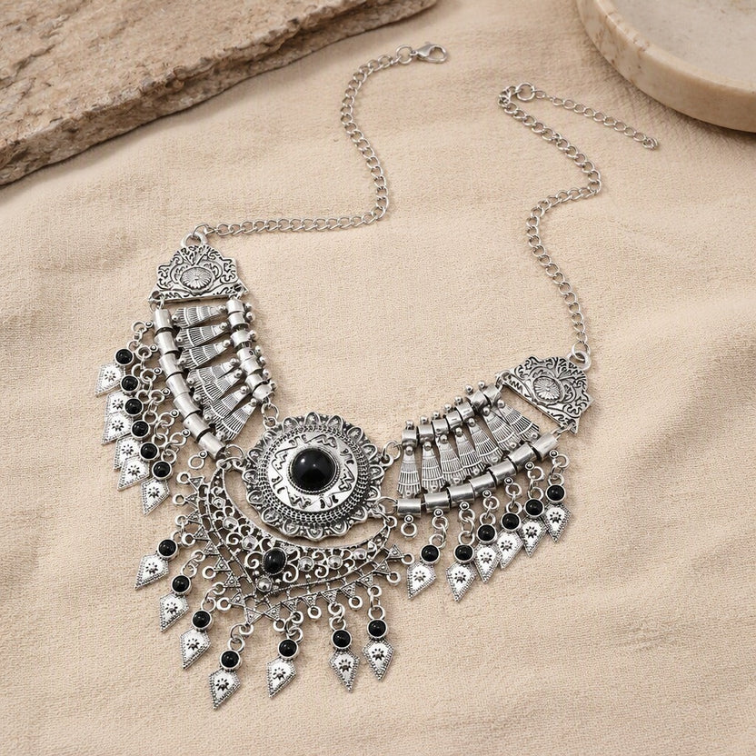 Collar nómada con dije de herencia