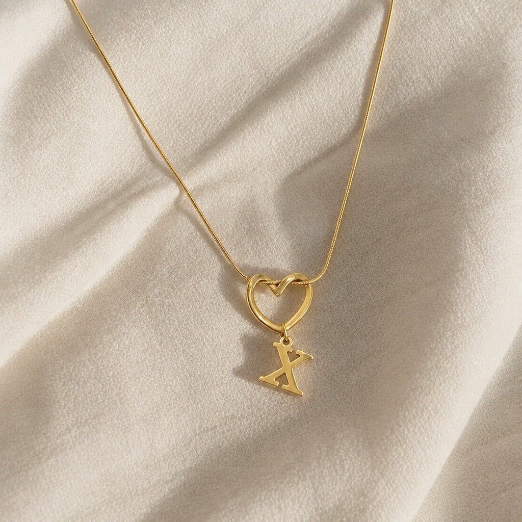 Collar inicial corazón Evermore – imagen 26