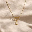 Collar inicial corazón Evermore – imagen 15