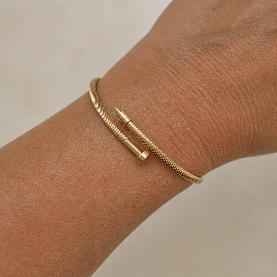 Brazalete rígido Harper tipo puño – imagen 2