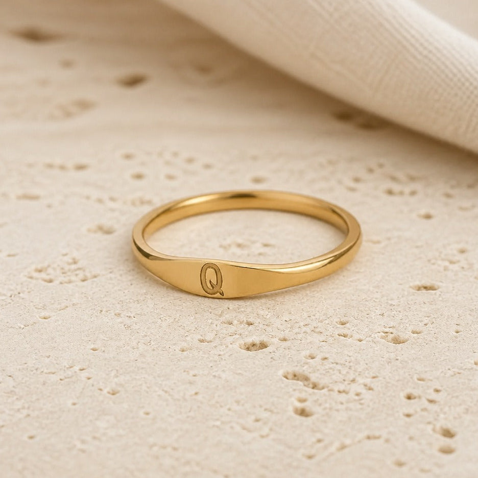 Colección de anillos con letras Liora – imagen 17