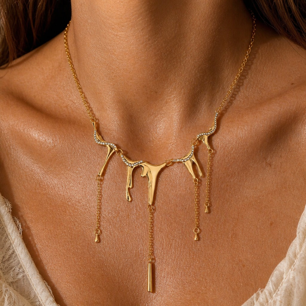 Collar cascada dorado Liora