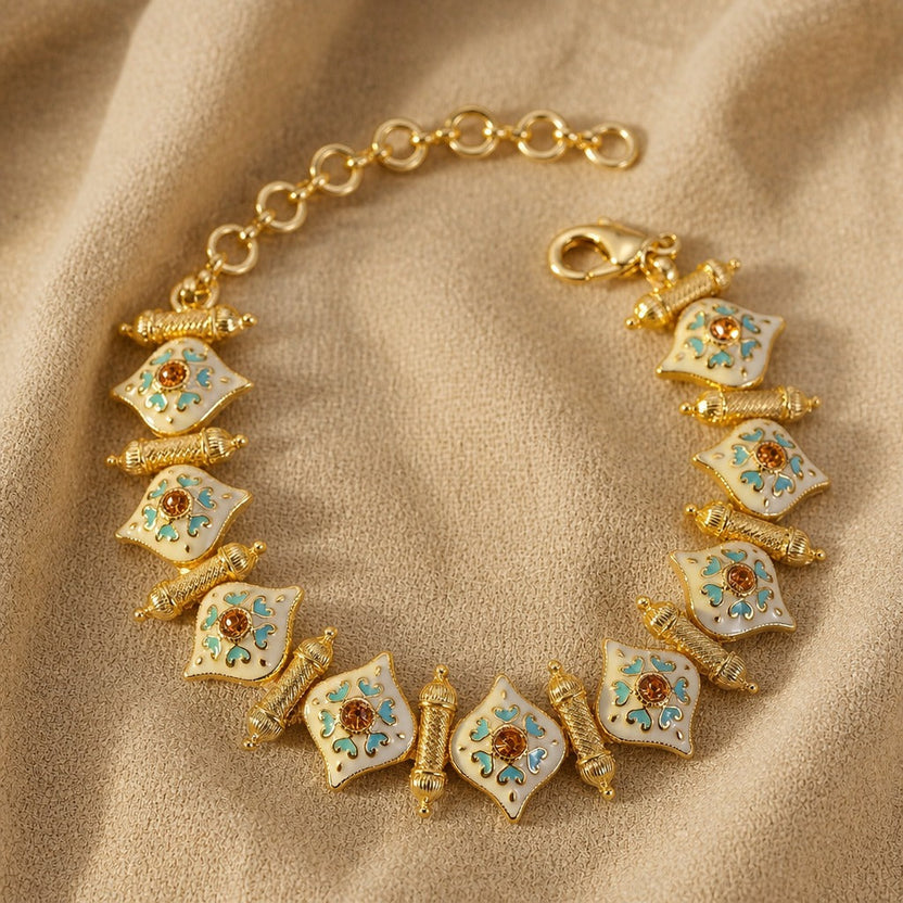 Pulsera dorada de esmalte de mediados de siglo