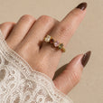 Anillo llamativo multicolor con piedras preciosas – imagen 2