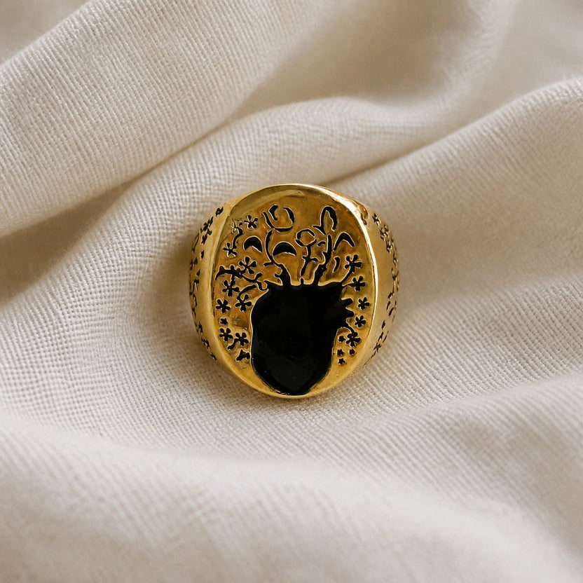 Anillo gracia de zafiro floral
