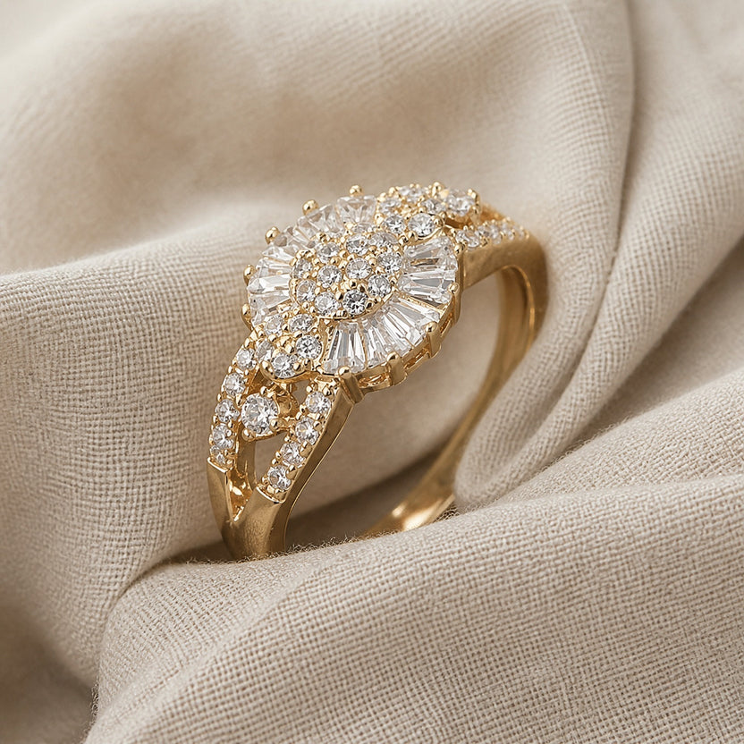 Anillo de lujo atemporal de circonita
