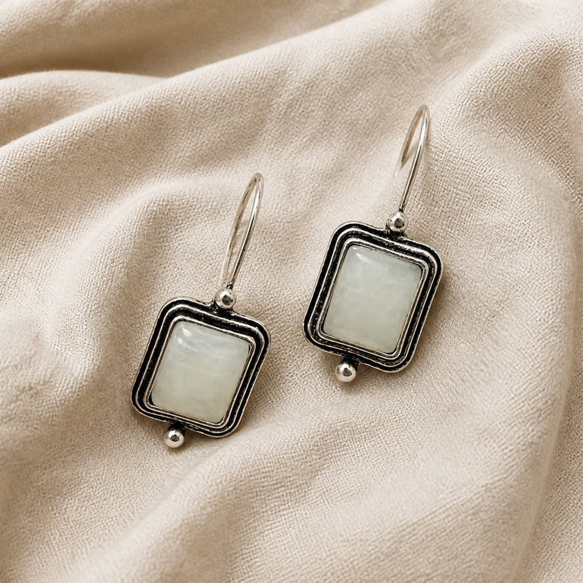 Pendientes chic de piedra de luna cuadrada