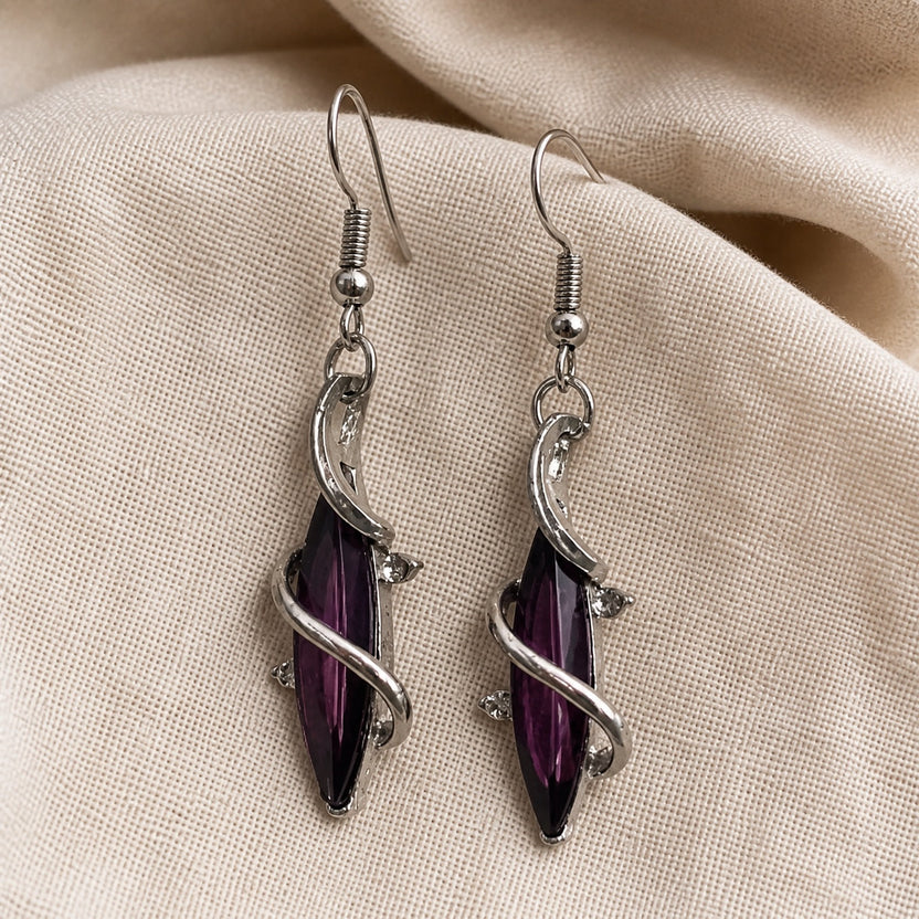 Pendientes largos de strass lujosos