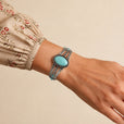 Pulsera abierta ovalada de turquesa – imagen 2