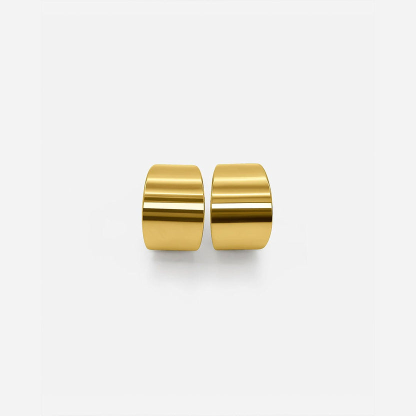 Joyas de aro dorado brillante