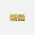 Pendientes de oro con textura de ondas