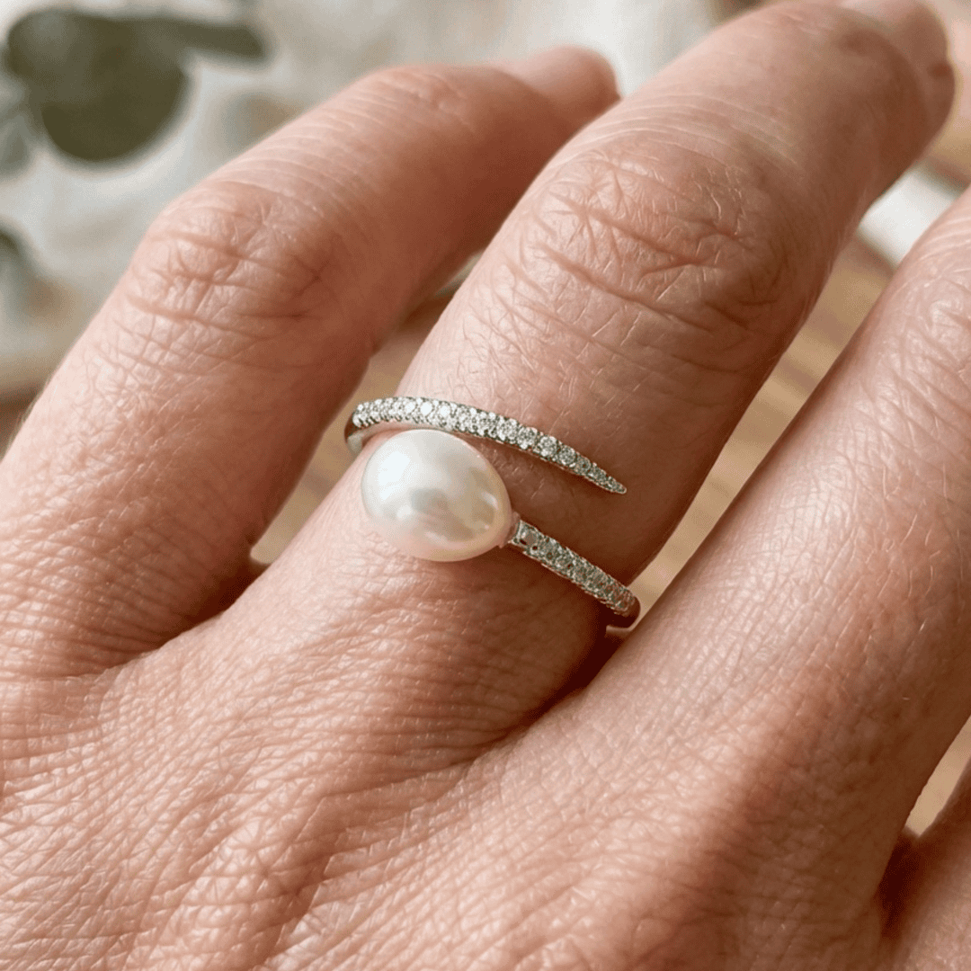 Anillo abierto envolvente de perla – imagen 2