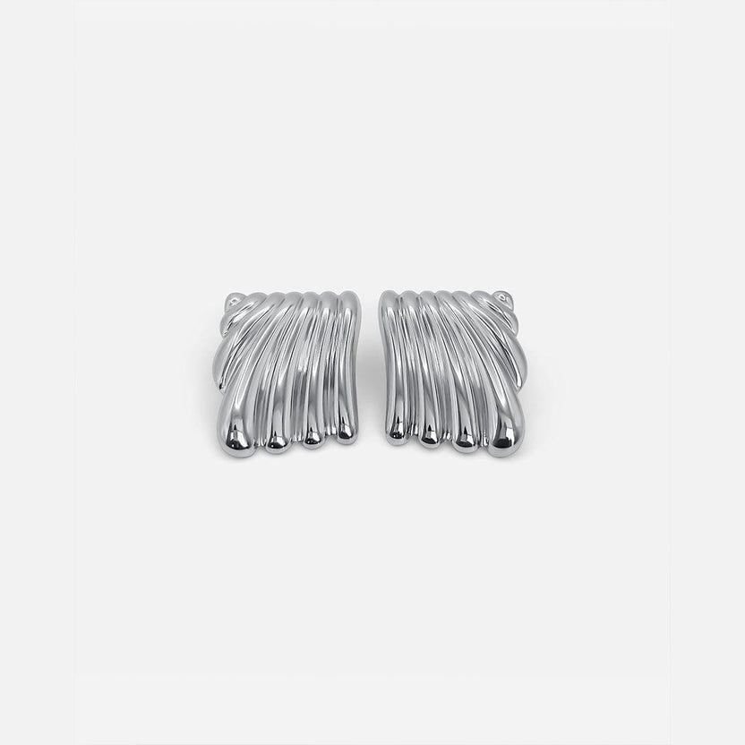 Pendientes de textura ondulada en plata
