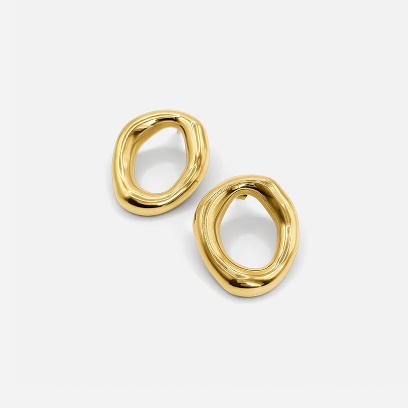 Pendientes elegantes ovalados abiertos curvados en dorado