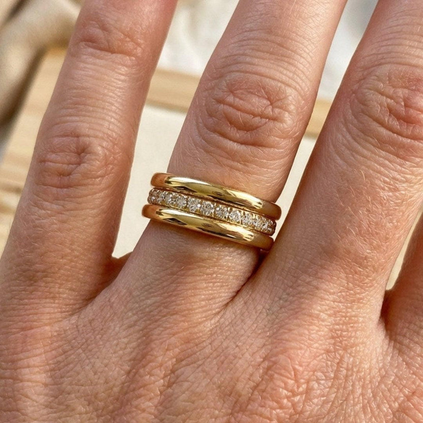 Anillo Chloe de bandas apiladas