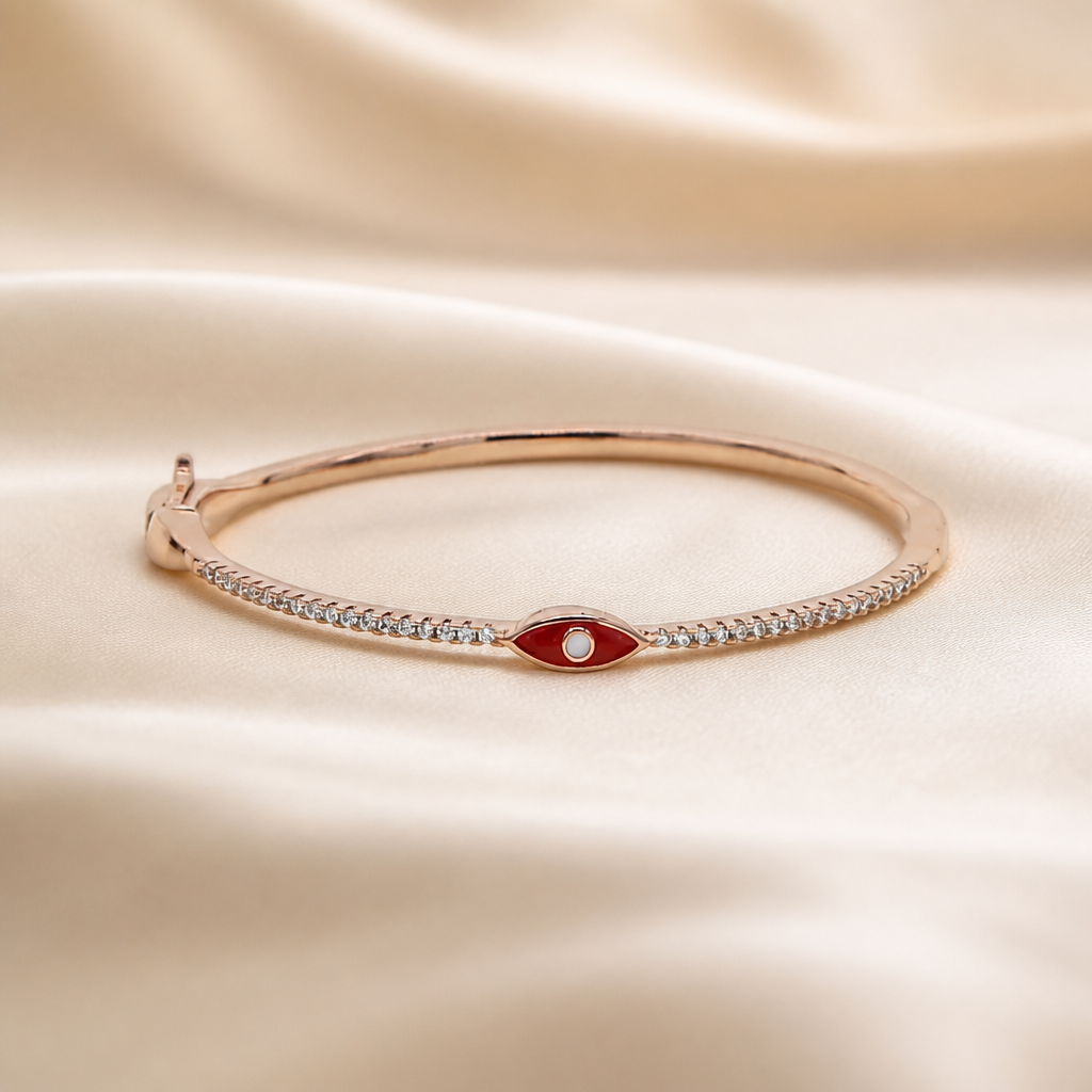 Pulsera con charms de ojo esmaltado