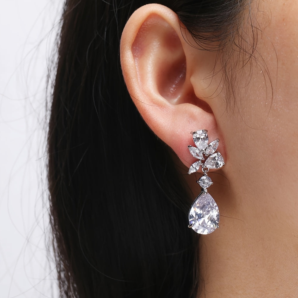 Pendientes florales de oro blanco con forma de lágrima – imagen 3