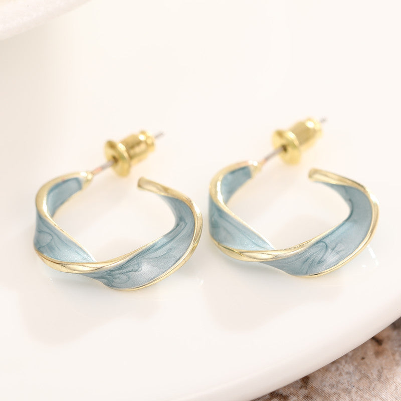 Pendientes retorcidos en forma de C elegantes – imagen 2
