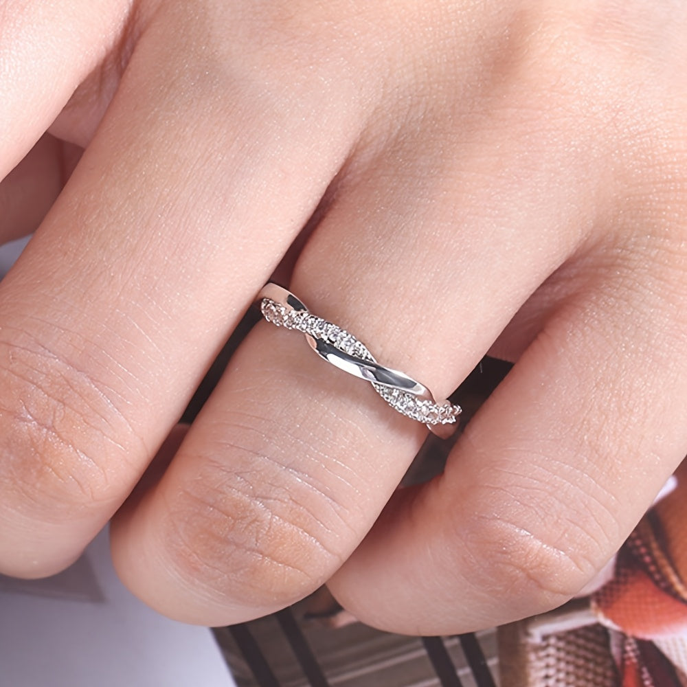 Anillo eterno trenzado de circonita con incrustaciones, tendencia – imagen 3