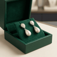 Pendientes de perla en forma de lágrima