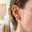 Pendientes de corazón con ear jacket de perla – imagen 2