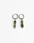 Pendientes preciosos de piedra verde doble – imagen 2