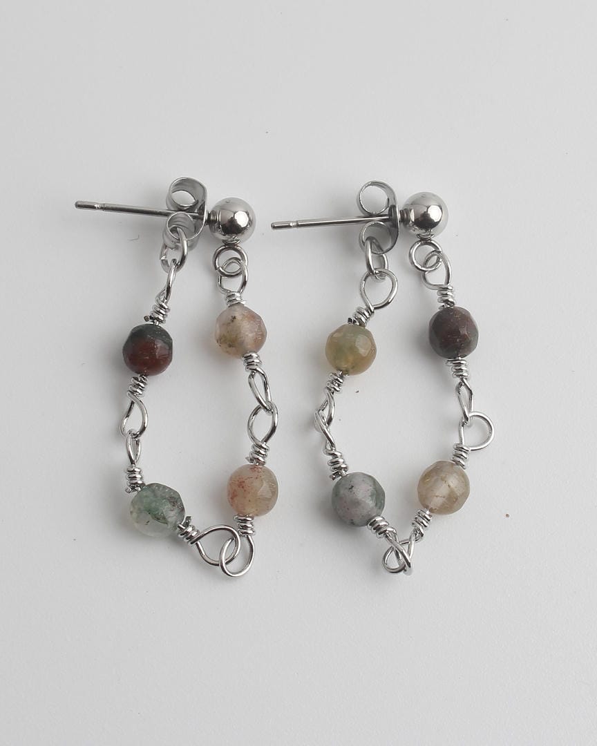 Pendientes estilizados de piedras múltiples Carmen, Lucía & Rocío – imagen 5