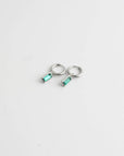 Pendientes rectangulares colgantes con gema brillante – imagen 5