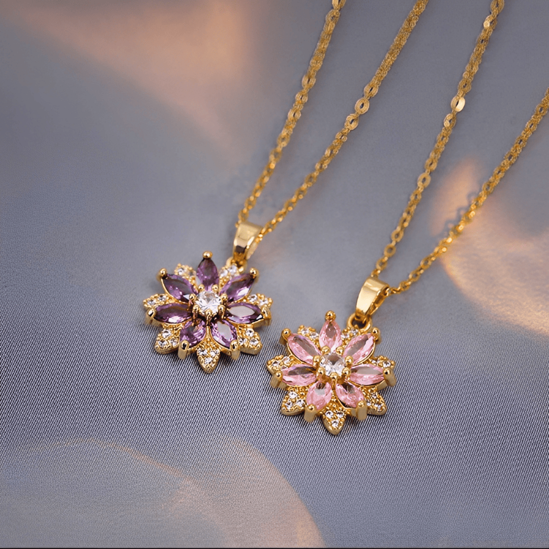 Collar con dije de flor y piedras preciosas – imagen 3