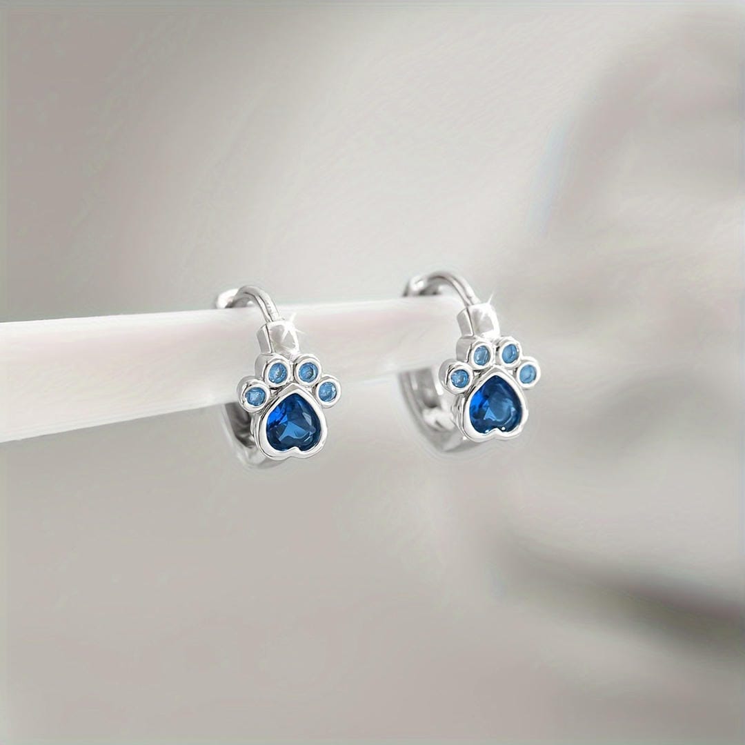 Pendientes huggie de pata con zafiro – imagen 2