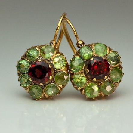 Pendientes de oro Esmeralda y Rubí de Lujo — Carmen, Lucía & Rocío