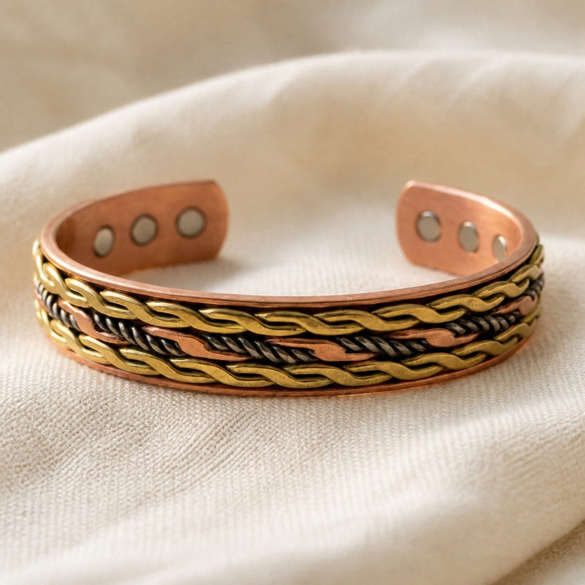 Pulsera de cobre con trenzado infinito