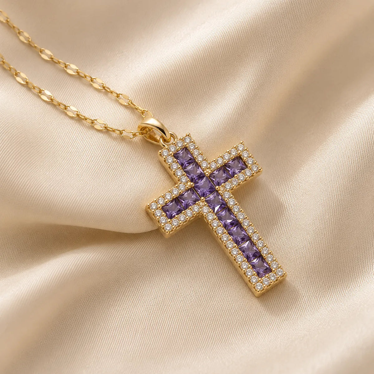 Collar minimalista con colgante de cruz – imagen 2