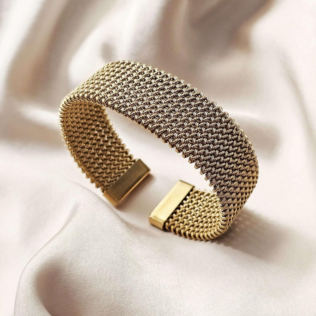 Pulsera clásica vintage abierta de malla trenzada – imagen 3