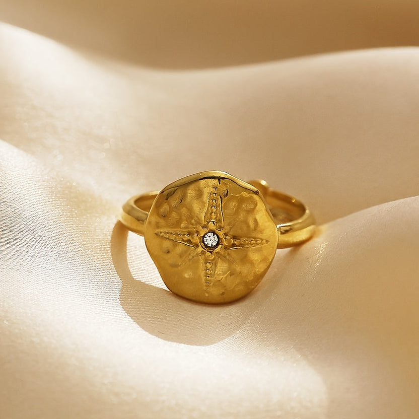 Anillo retro con circonita octagrama
