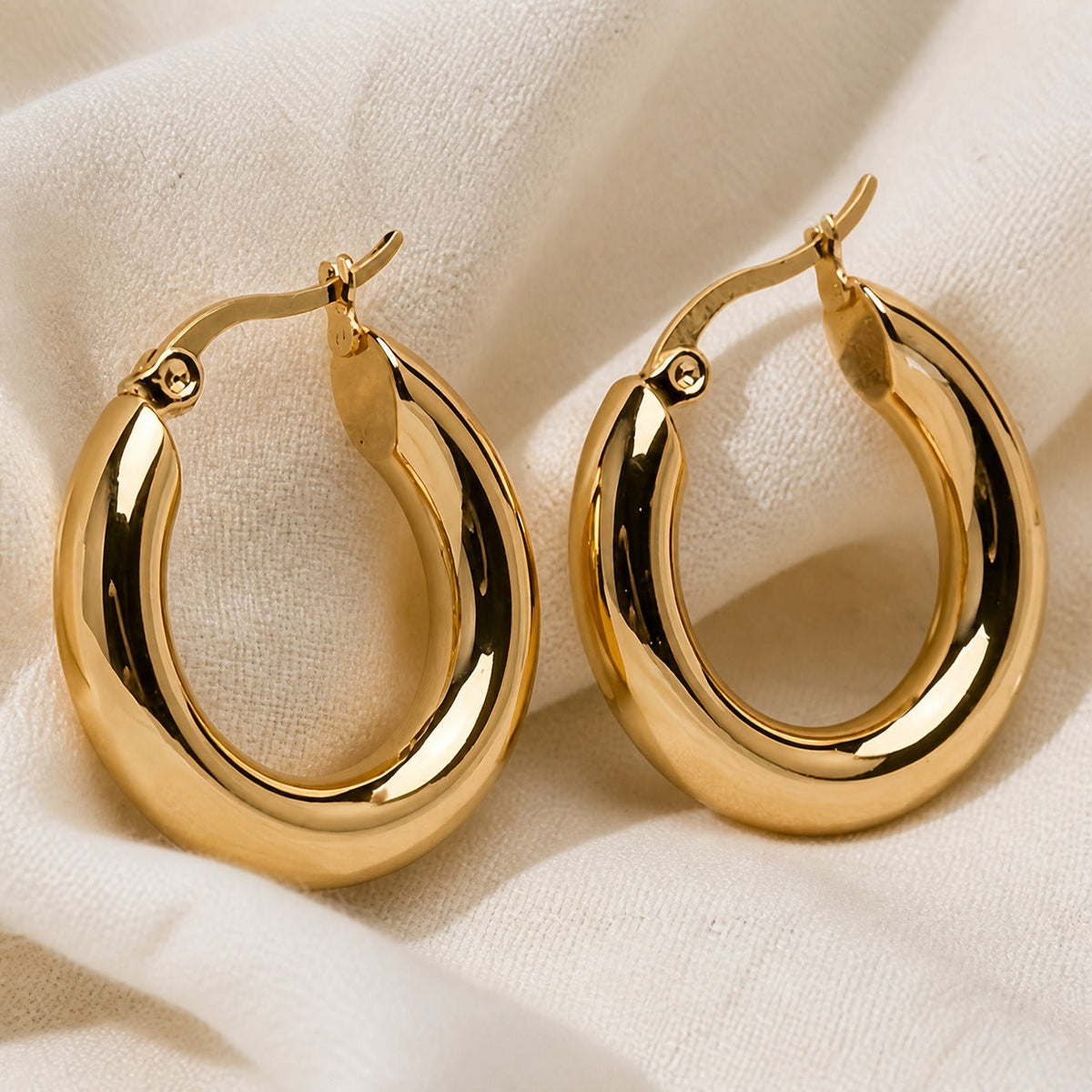 Pendientes de aro Golden Muse – imagen 2