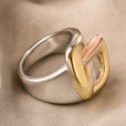 Anillo escultural Trinity – imagen 2