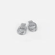 Elegantes pendientes plateados de nudo entrelazado – imagen 2