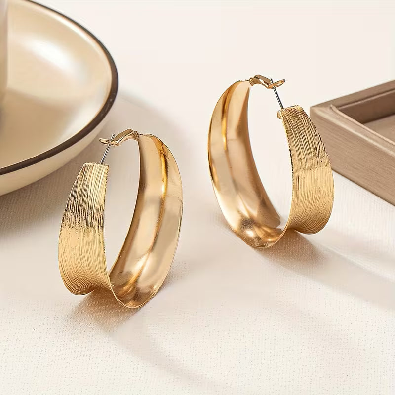 Pendientes aro vintage dorados y huecos