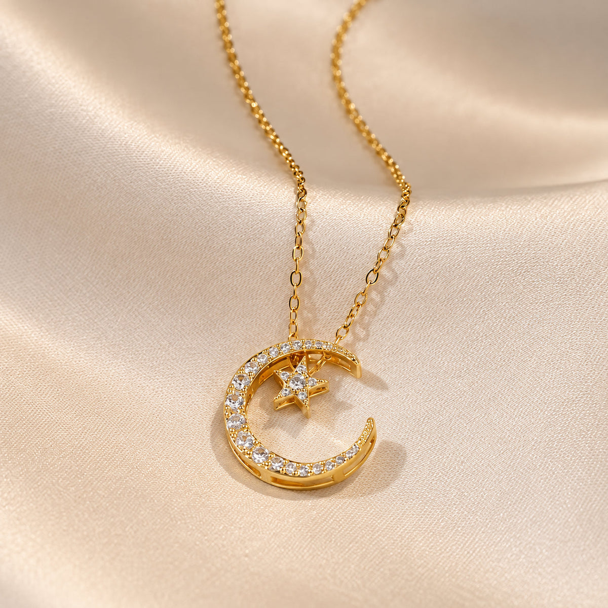Collar de estrella y luna radiante