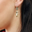 Pendientes de plata con flor de lirio y perla – imagen 2